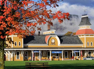 North Conway NH Rainy Day Activity - Conway Scenic Railroad