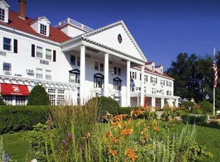 Eastern Slope Inn Resort lodging in North Conway NH