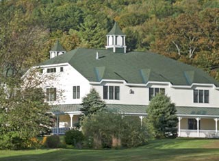 Snowflake Inn lodging in Jackson Village NH