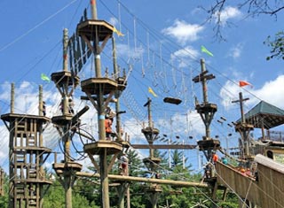 North Conway NH area climbing at Monkey Trunks High Rope and Zipline Adventure Park