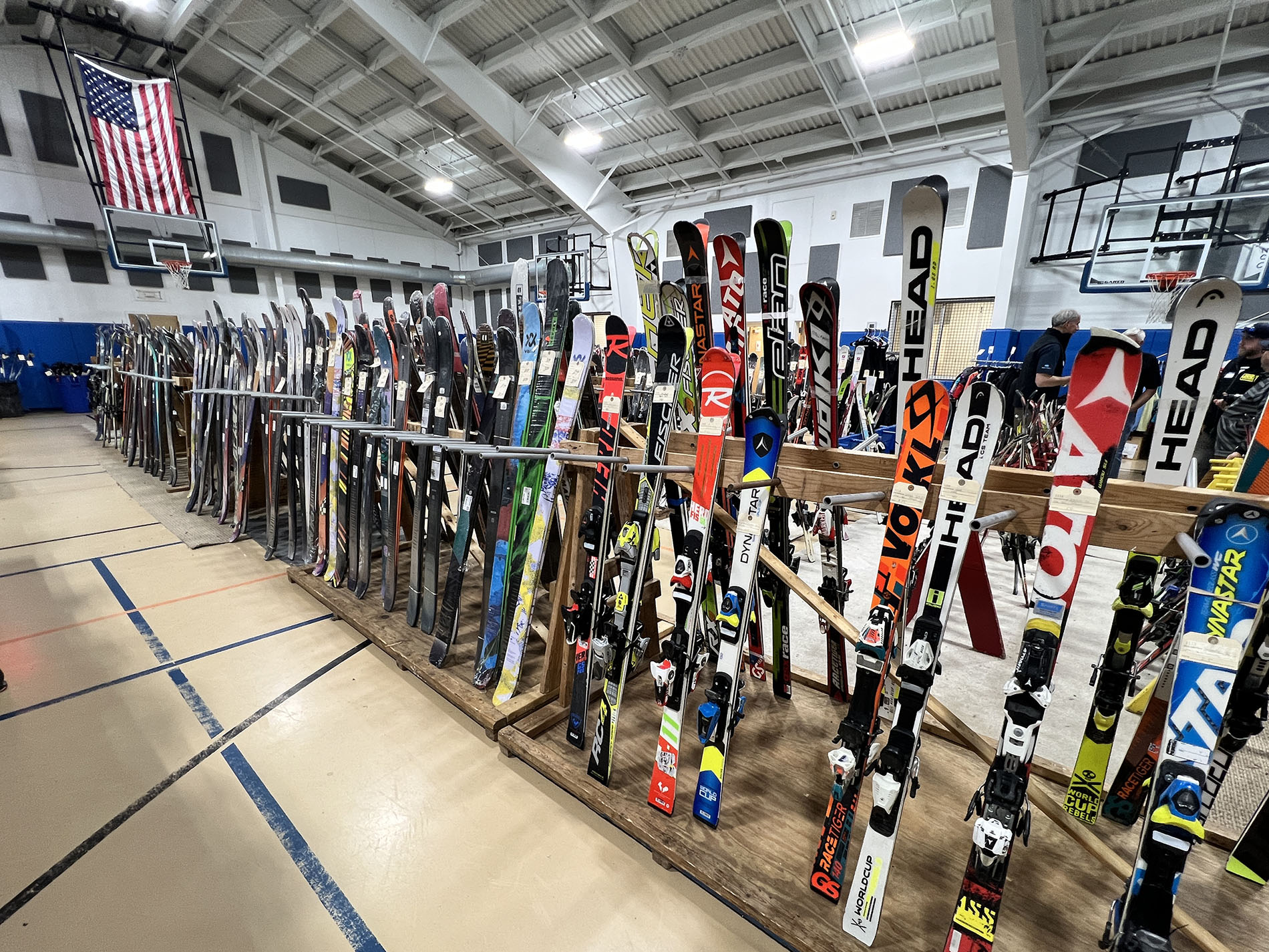ESSC SKI SALE