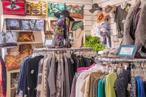 north conway local shopping